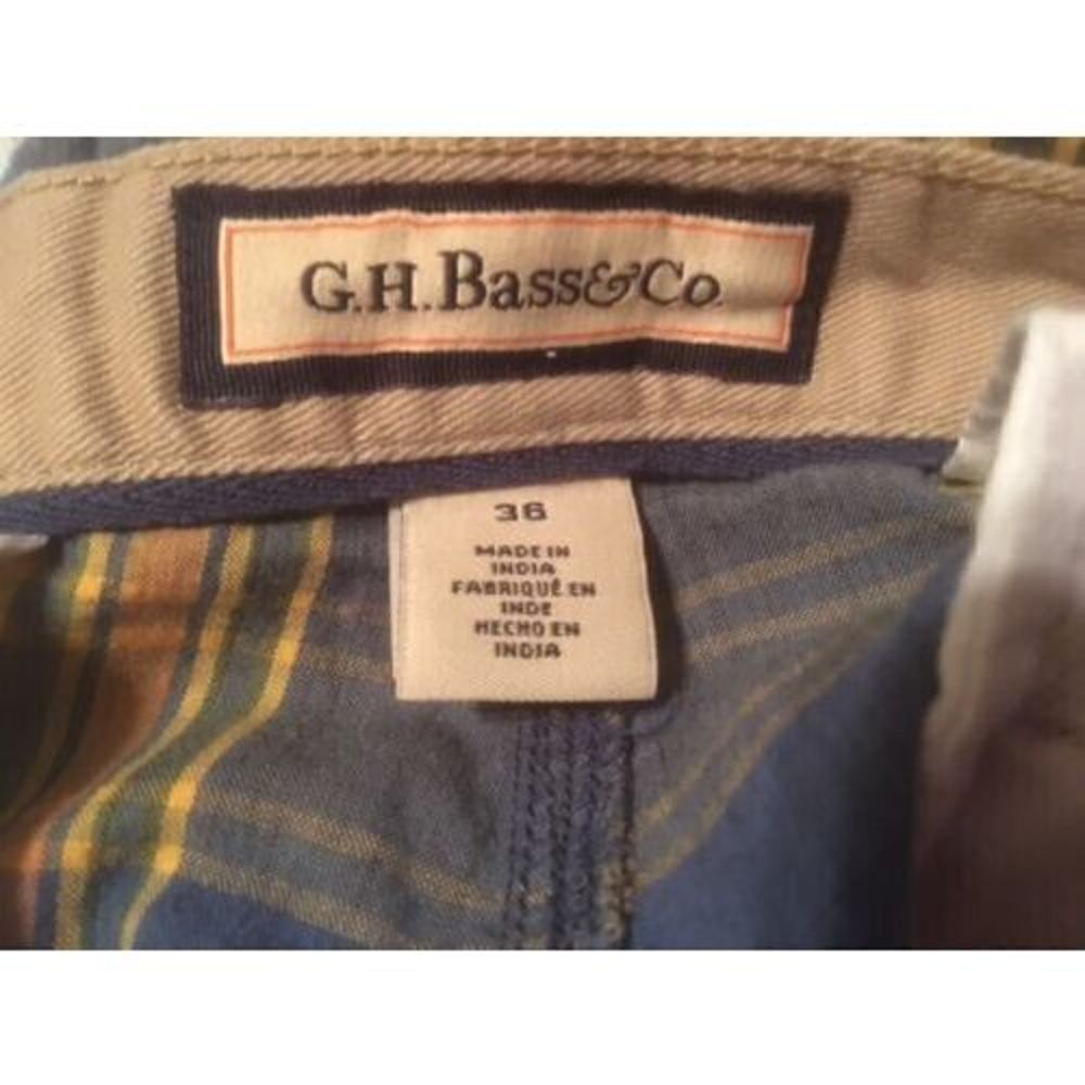 G.H. BASS & CO. SIZE 36 CASUAL SHORTS - Picture 3 of 3